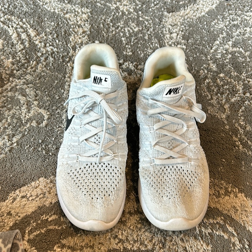 Women’s Nike Lunarlon shoes
